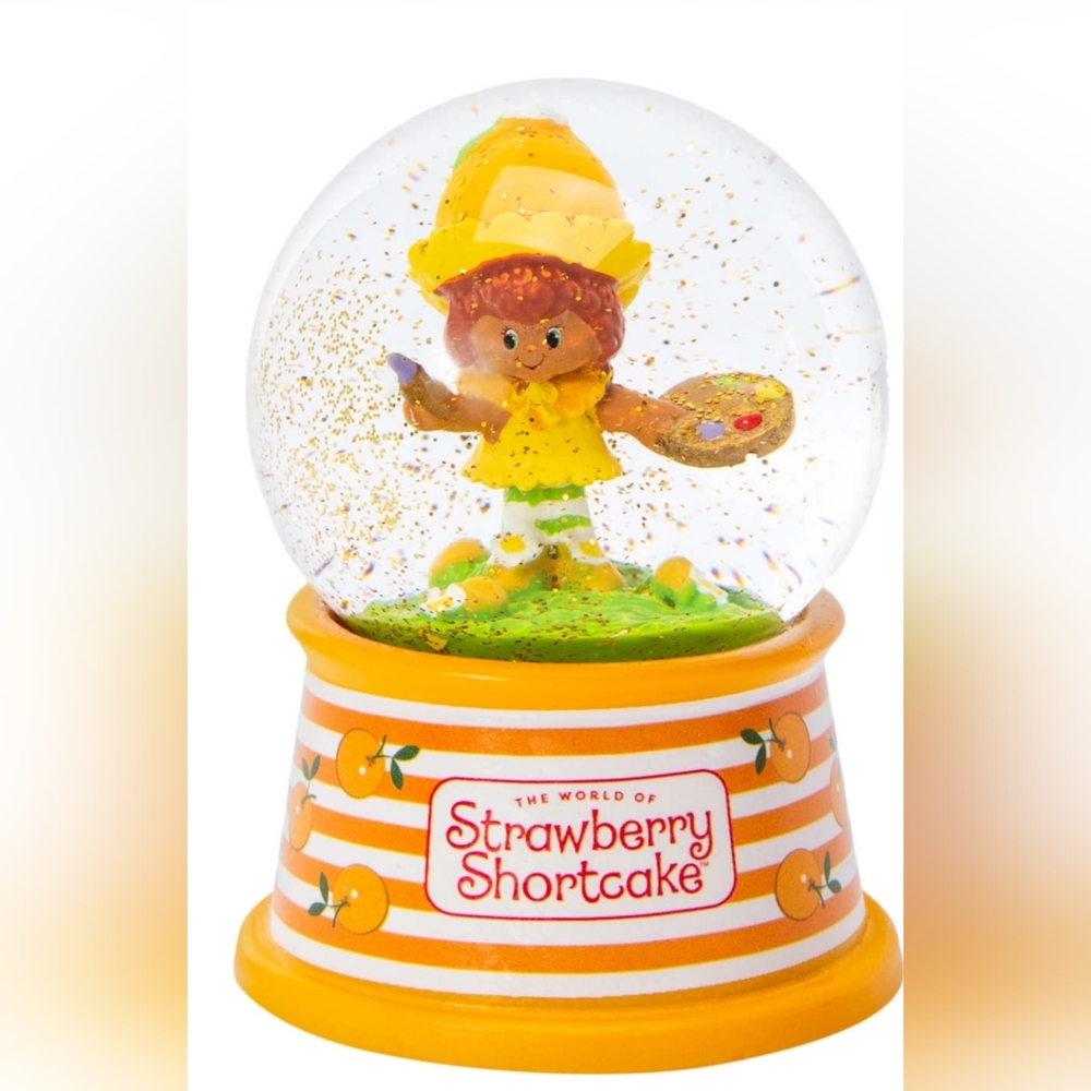 The World of Strawberry Shortcake: Orange 🍊 Blossom Mini Snow Globe/BNIB